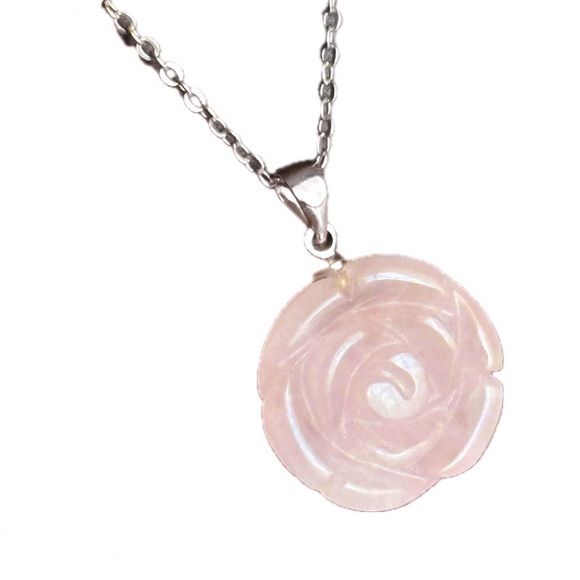 Jewelry - Rose Quarts Genuine Crystal Rose Carving Pendant Silver Necklace